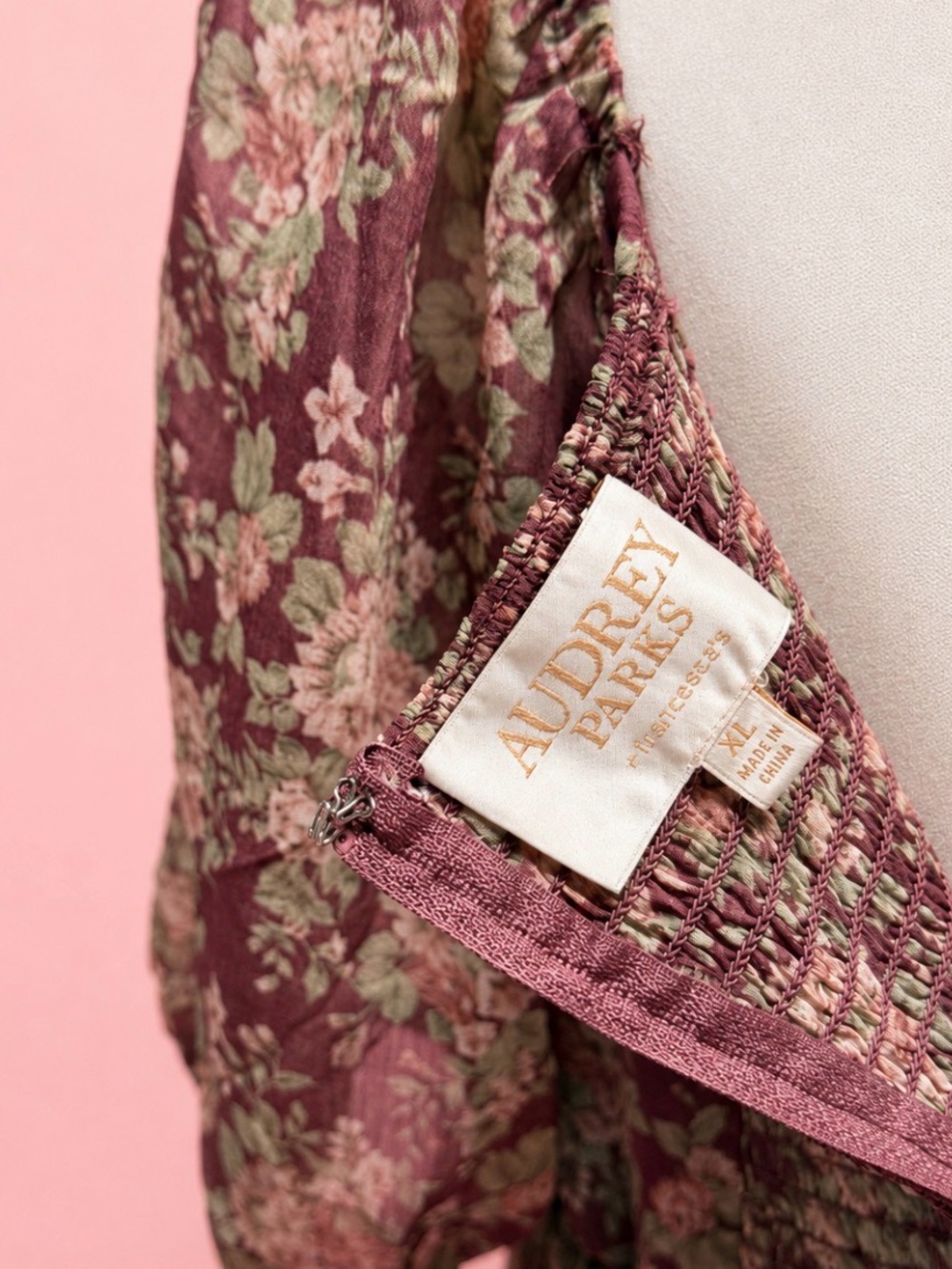 Mauve Floral Maxi Dress with Sweetheart Neckline - Picture 9 of 9